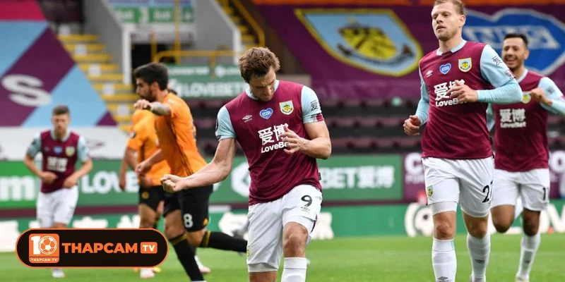 Soi kèo nhà cái Burnley vs Wolves cho thấy có sự tương quan lớn.