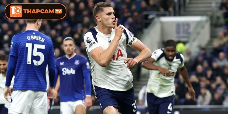 Soi kèo nhà cái Tottenham vs Everton là kèo đấu giằng co khi hai đội chênh lệch không quá lớn.